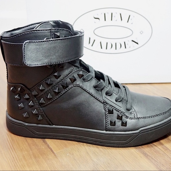 Steve Madden Stud Men’s Sneakers - Picture 3 of 4